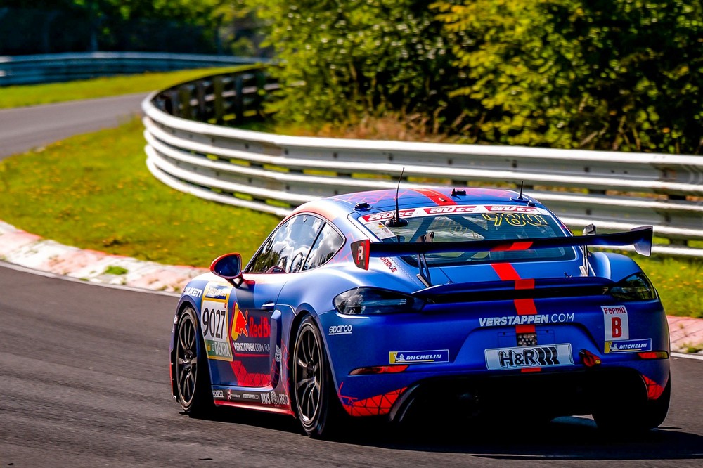 Max Verstappen races a GT4 car at the Nurburgring