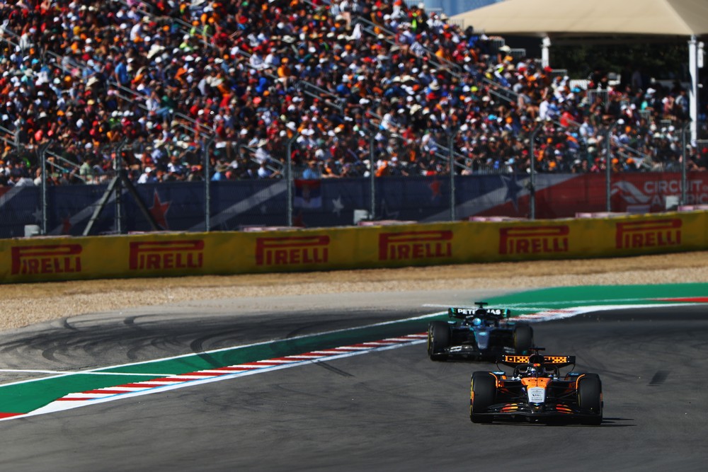 Oscar Piastri ahead of George Russell at the 2025 United States Grand Prix